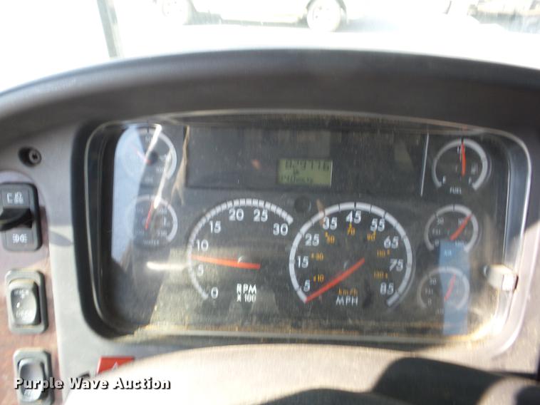 image for item J8533 2008 Freightliner M2 106 bucket truck