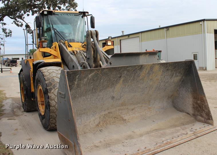 image for item L1916 2008 Volvo L120E wheel loader