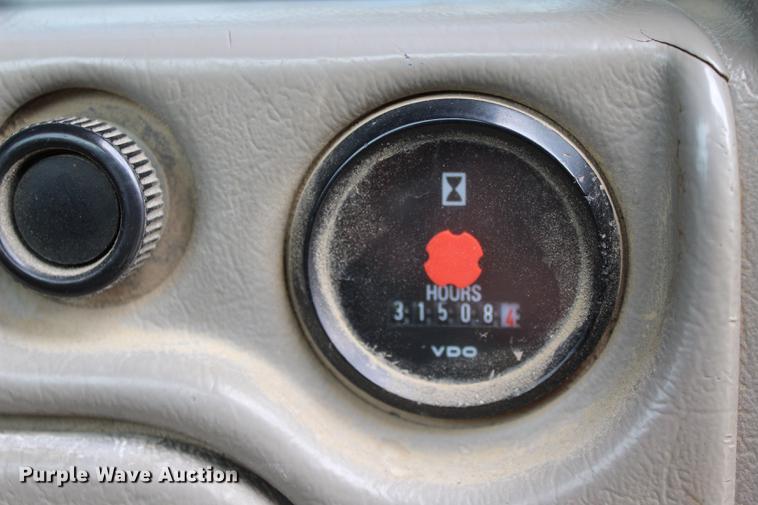 image for item L1916 2008 Volvo L120E wheel loader