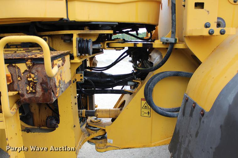 image for item L1916 2008 Volvo L120E wheel loader