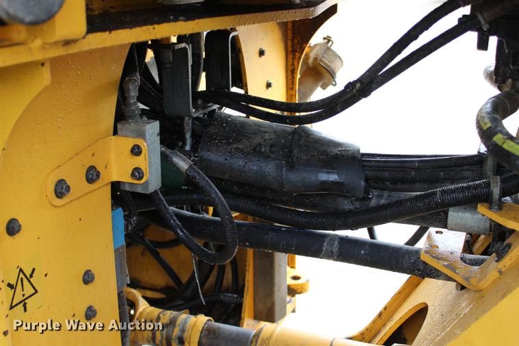 image for item L1916 2008 Volvo L120E wheel loader