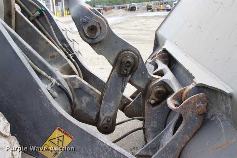 image for item L1916 2008 Volvo L120E wheel loader