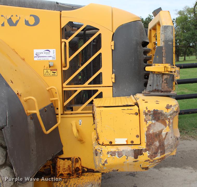 image for item L1916 2008 Volvo L120E wheel loader