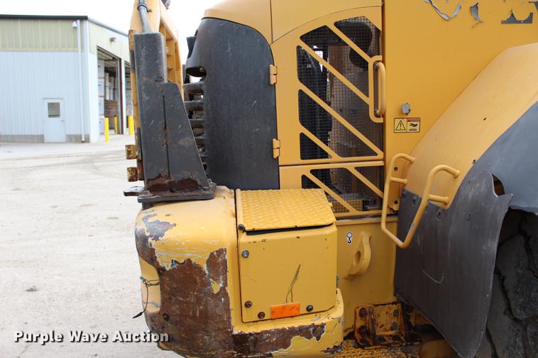 image for item L1916 2008 Volvo L120E wheel loader