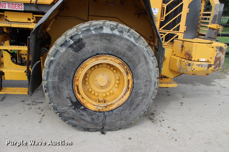image for item L1916 2008 Volvo L120E wheel loader