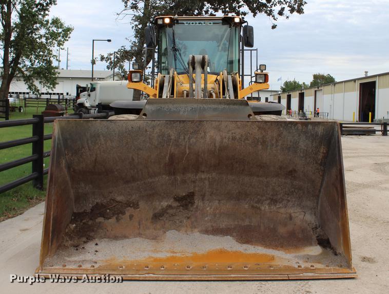 image for item L1917 2008 Volvo L120F wheel loader