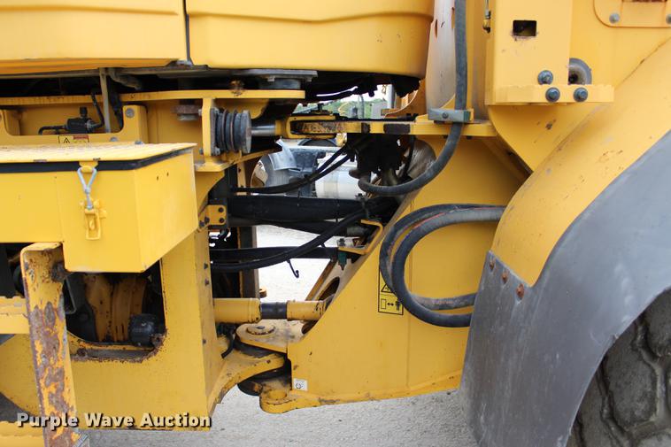 image for item L1917 2008 Volvo L120F wheel loader