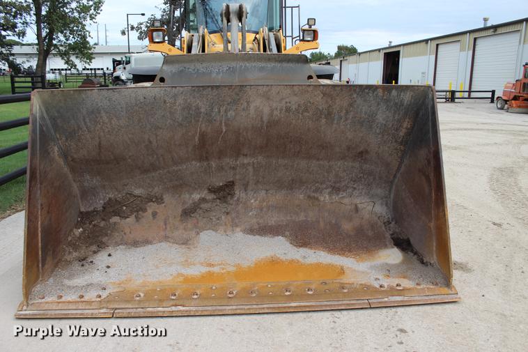 image for item L1917 2008 Volvo L120F wheel loader