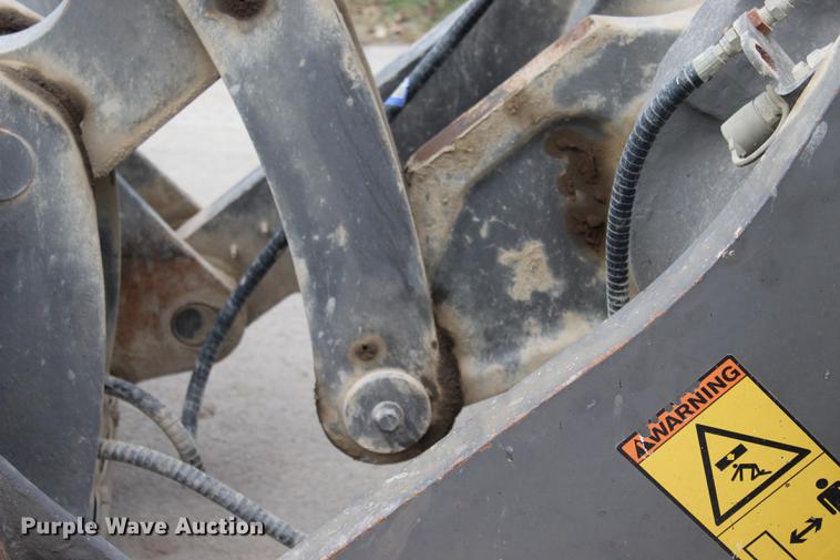 image for item L1917 2008 Volvo L120F wheel loader