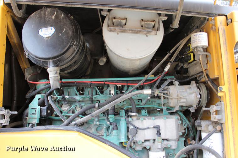 image for item L1917 2008 Volvo L120F wheel loader