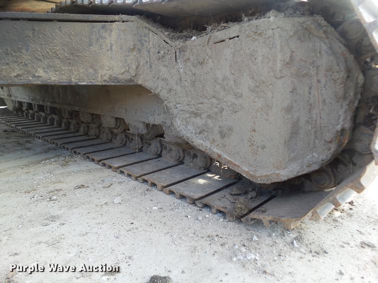 image for item L5667 1995 Hitachi EX270LC excavator