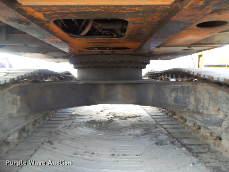 image for item L5667 1995 Hitachi EX270LC excavator