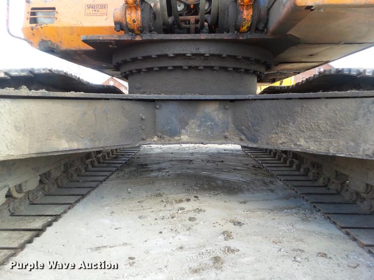 image for item L5667 1995 Hitachi EX270LC excavator