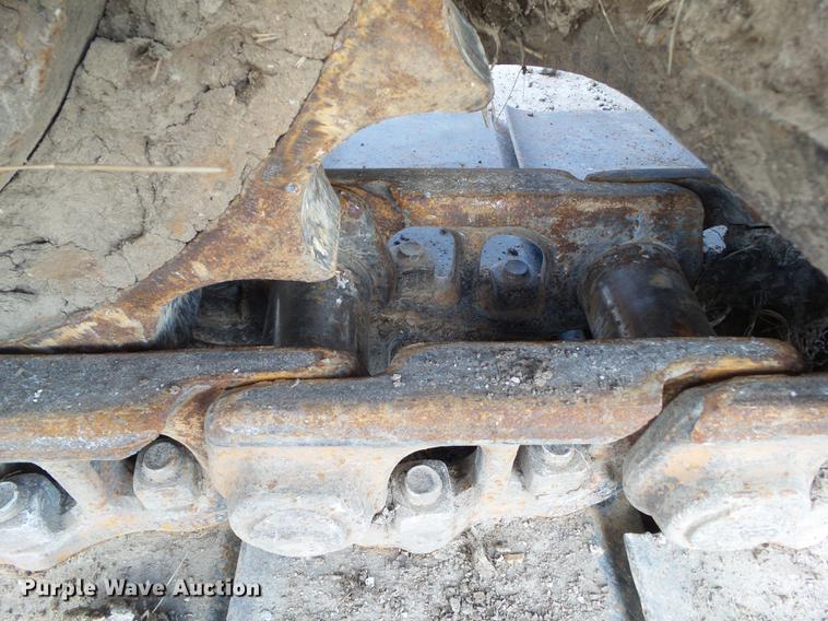 image for item L5667 1995 Hitachi EX270LC excavator