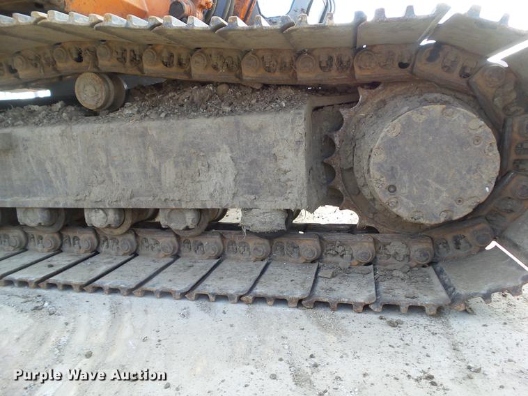 image for item L5667 1995 Hitachi EX270LC excavator