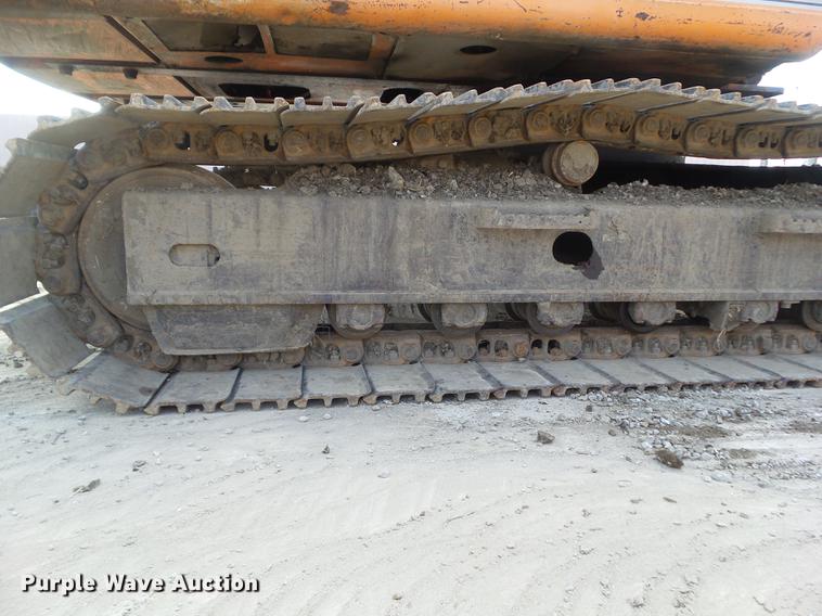 image for item L5667 1995 Hitachi EX270LC excavator