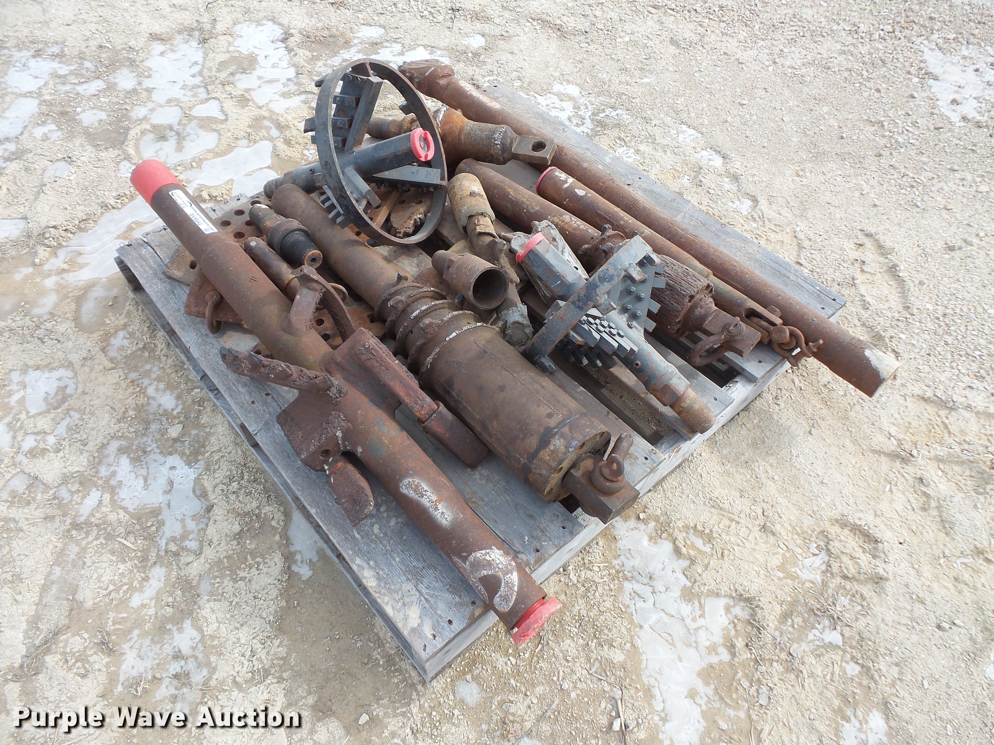 Directional drill reamers in Lancaster, WI Item DV9542 sold Purple Wave