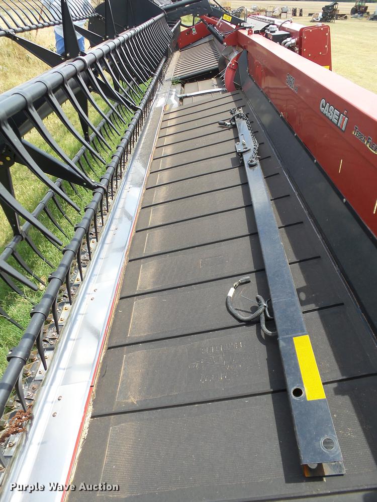 image for item AP9335 2014 Case IH 3162 Terraflex flex draper head