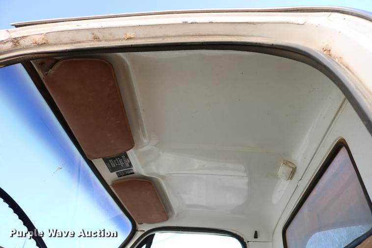 image for item DB6532 1988 Chevrolet Kodiak grain truck