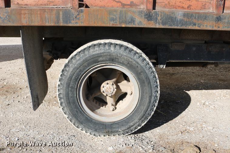 image for item DB6532 1988 Chevrolet Kodiak grain truck