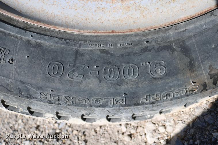 image for item DB6532 1988 Chevrolet Kodiak grain truck