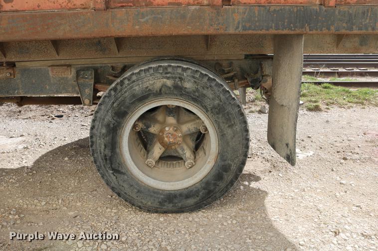 image for item DB6532 1988 Chevrolet Kodiak grain truck