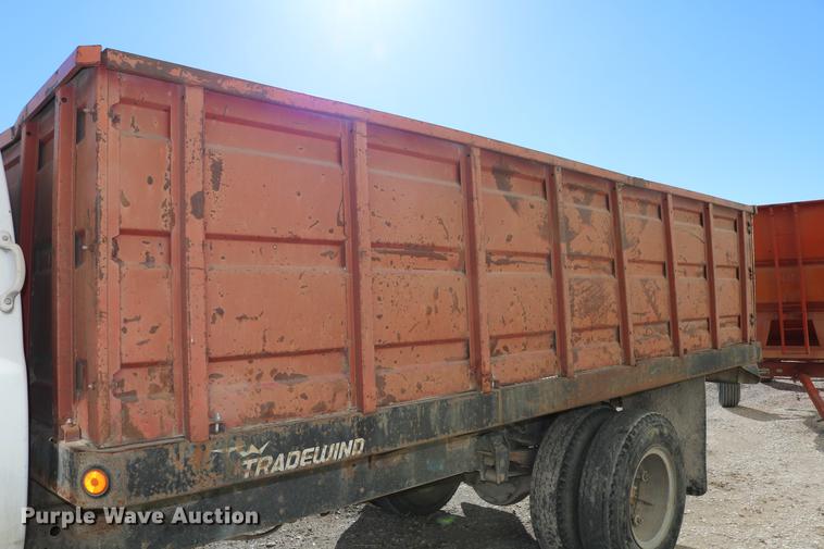 image for item DB6532 1988 Chevrolet Kodiak grain truck