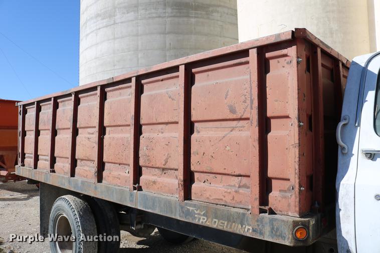 image for item DB6532 1988 Chevrolet Kodiak grain truck