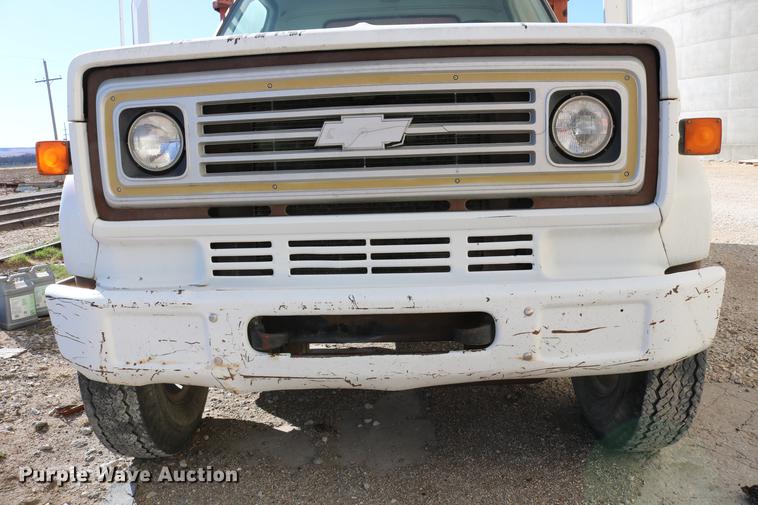 image for item DB6532 1988 Chevrolet Kodiak grain truck