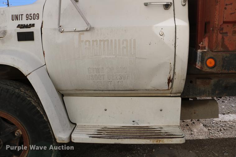 image for item DB6532 1988 Chevrolet Kodiak grain truck