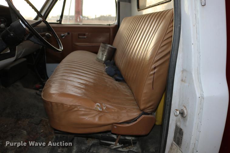 image for item DB6535 1988 Chevrolet C70 grain truck