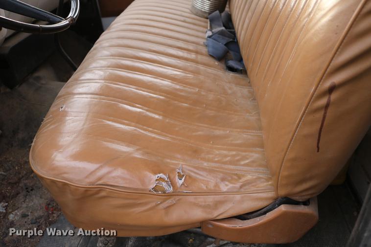 image for item DB6535 1988 Chevrolet C70 grain truck