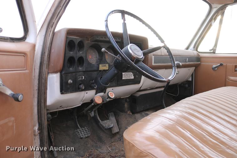 image for item DB6535 1988 Chevrolet C70 grain truck