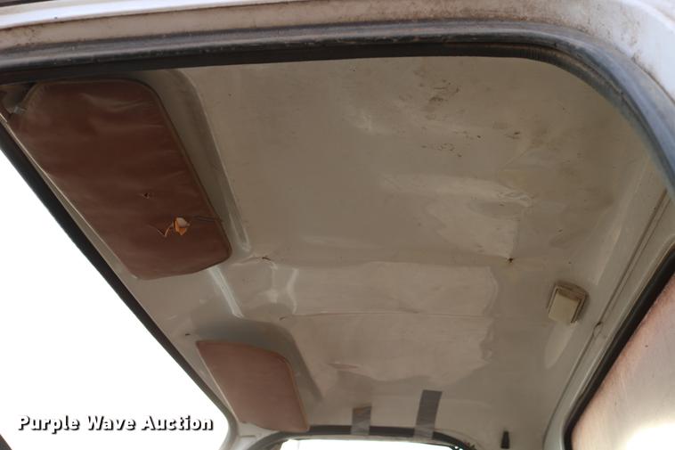 image for item DB6535 1988 Chevrolet C70 grain truck