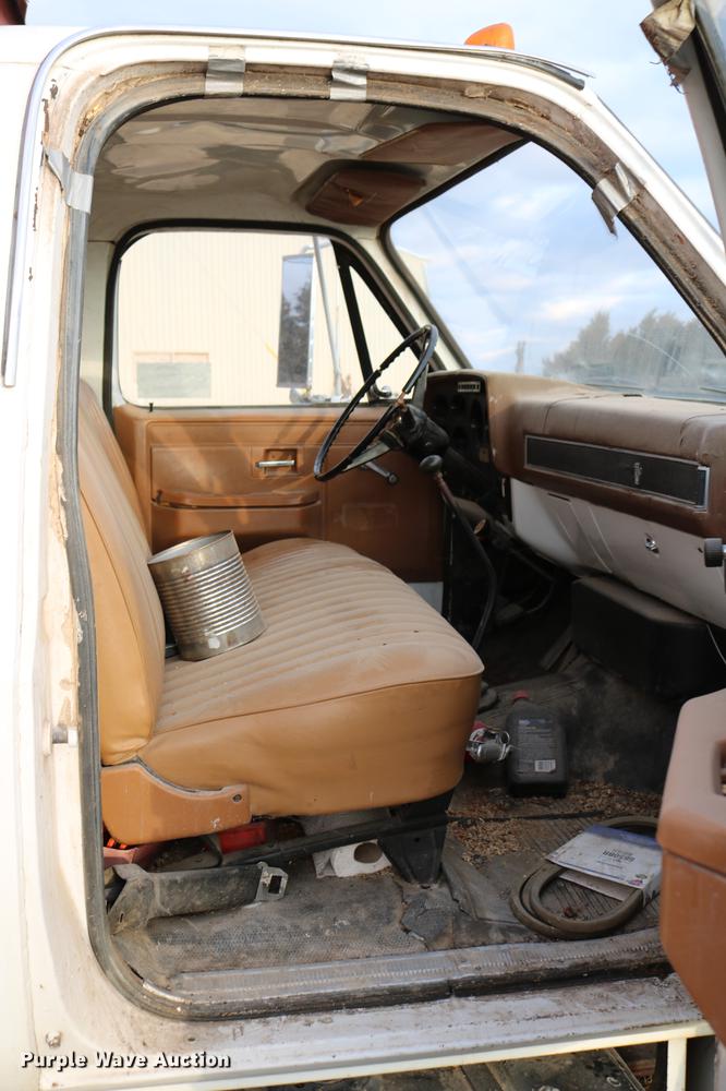 image for item DB6535 1988 Chevrolet C70 grain truck