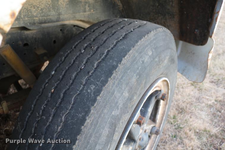 image for item DB6535 1988 Chevrolet C70 grain truck