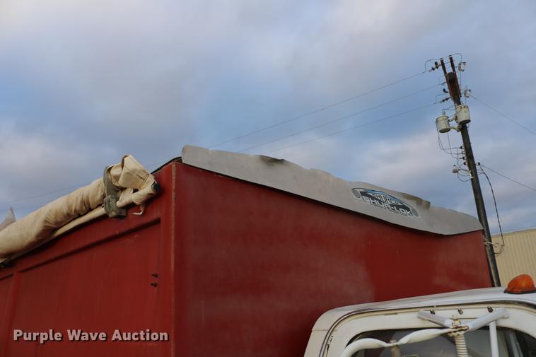 image for item DB6535 1988 Chevrolet C70 grain truck