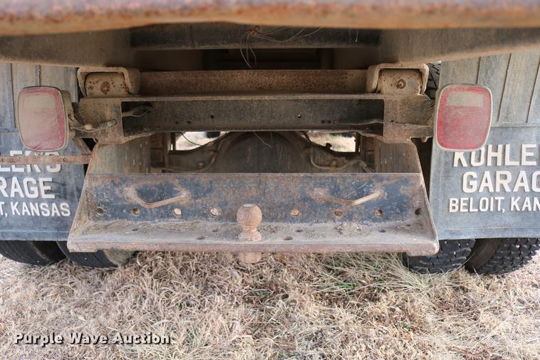 image for item DB6535 1988 Chevrolet C70 grain truck