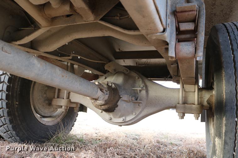 image for item DB6535 1988 Chevrolet C70 grain truck