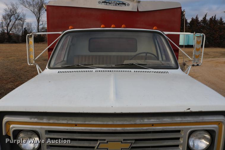 image for item DB6535 1988 Chevrolet C70 grain truck