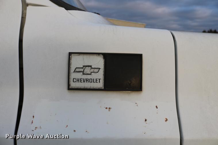 image for item DB6535 1988 Chevrolet C70 grain truck