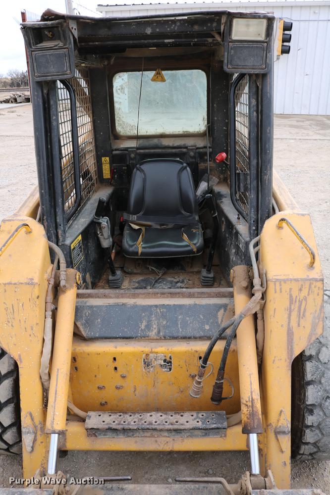 image for item DB6538 John Deere 7775 skid steer