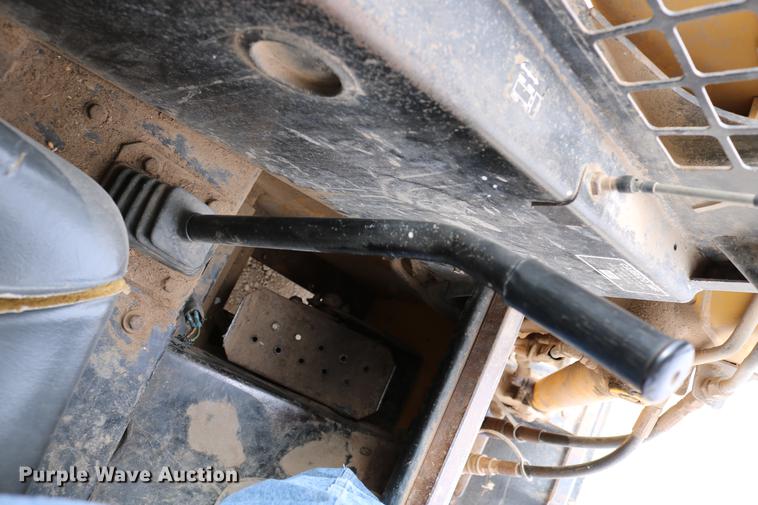 image for item DB6538 John Deere 7775 skid steer