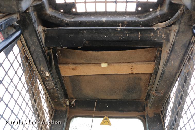 image for item DB6538 John Deere 7775 skid steer