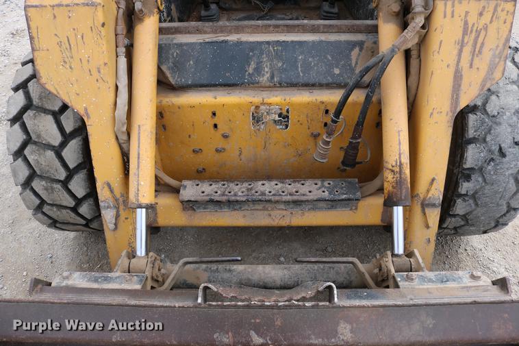 image for item DB6538 John Deere 7775 skid steer