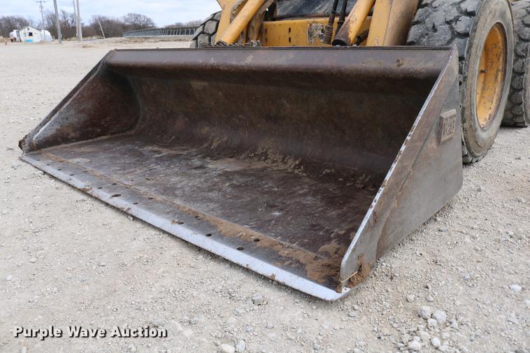 image for item DB6538 John Deere 7775 skid steer