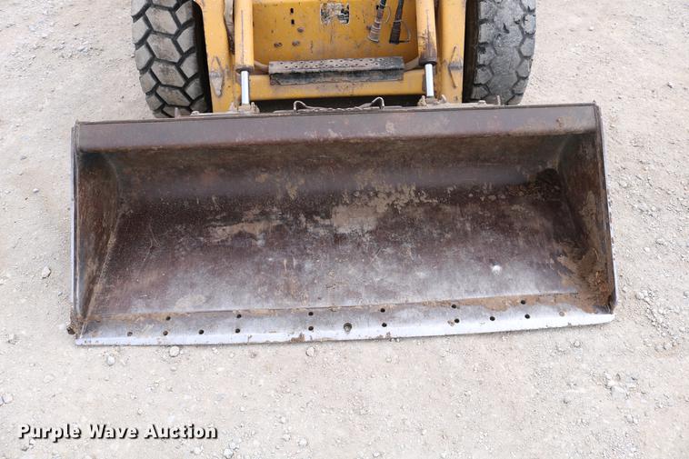 image for item DB6538 John Deere 7775 skid steer