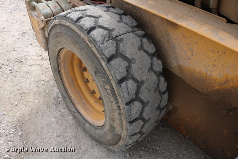 image for item DB6538 John Deere 7775 skid steer