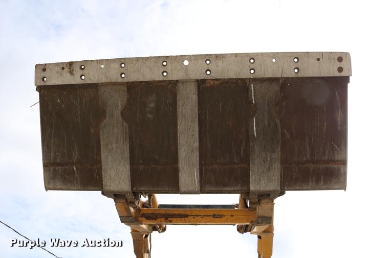 image for item DB6538 John Deere 7775 skid steer