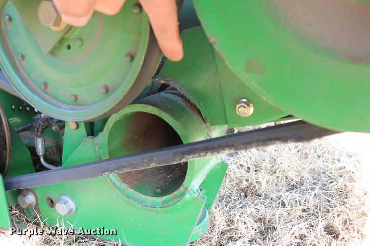 image for item DB6574 2008 John Deere 635F Hydra Flex flex head